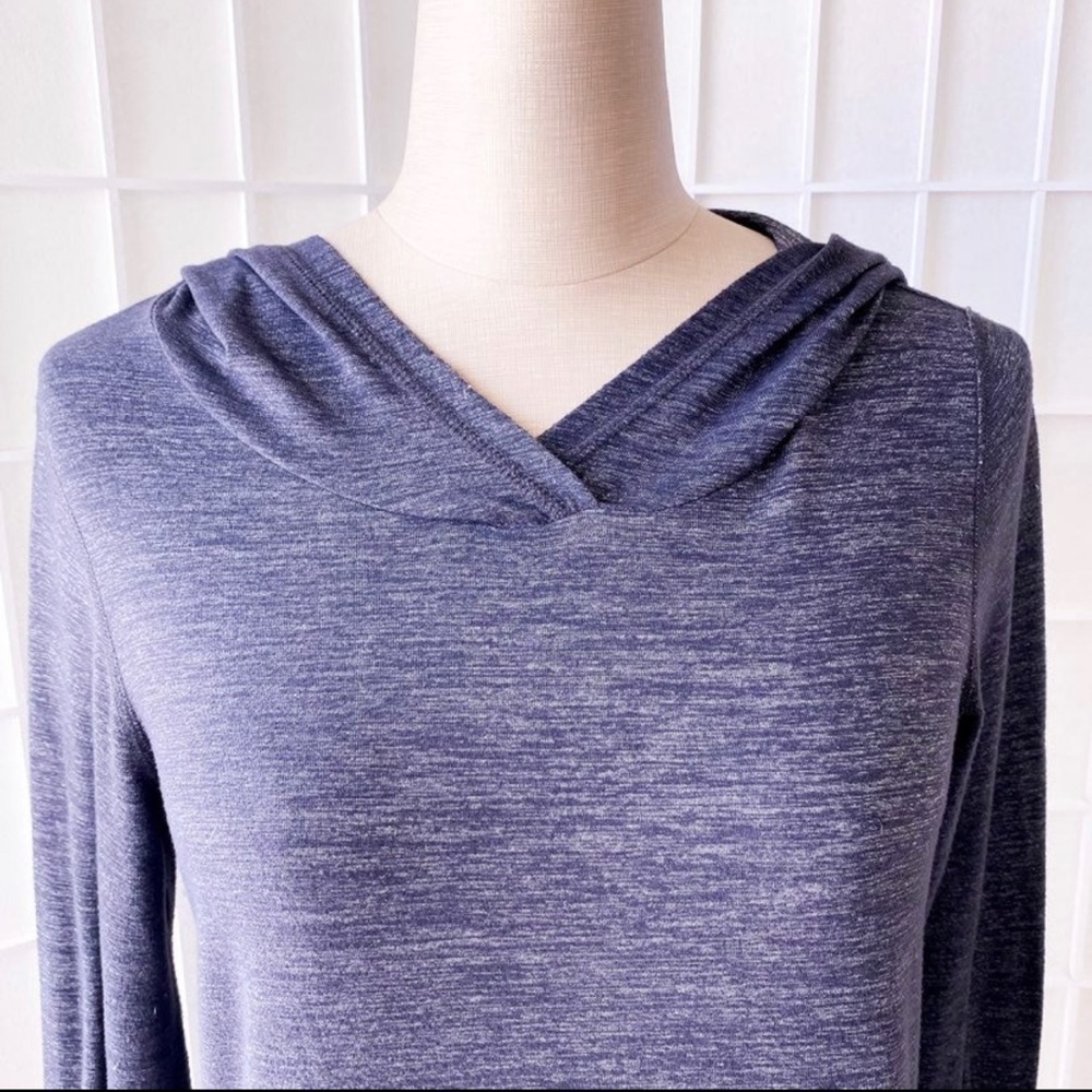 Beyond Yoga Heather Grey Ruched Side Long Sleeve Activewear Hoodie View 2